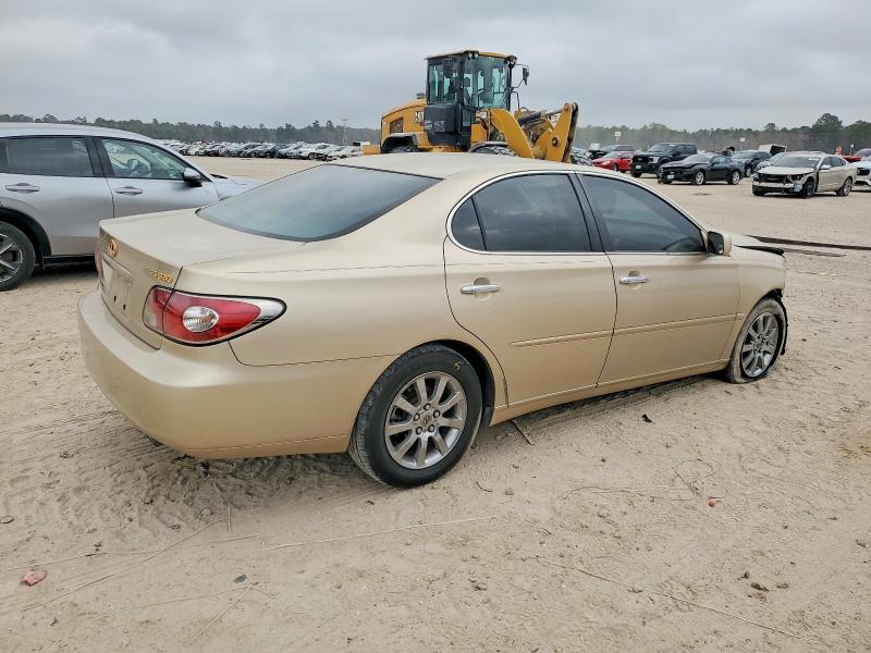 Photo 3 from auction – 2004 LEXUS ES 330 with VIN JTHBA30G145036193