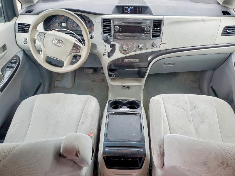 Photo 8 from auction – 2012 TOYOTA SIENNA LE with VIN 5TDKK3DC3CS201580