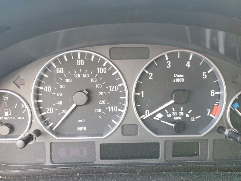 Photo 9 from auction – 2004 BMW 330 XI with VIN WBAEW53484PN36267
