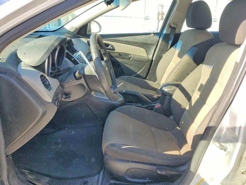 Photo 7 from auction – 2012 CHEVROLET CRUZE with VIN 1G1PC5SH2C7308944