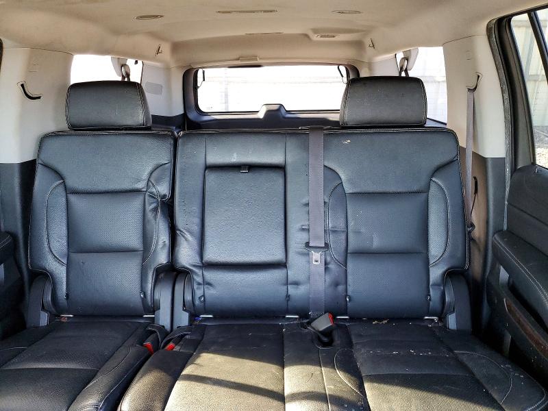Photo 10 from auction – 2017 CHEVROLET SUBURBAN with VIN 1GNSCGKC0HR343339
