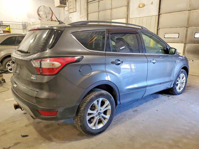 Photo 3 from auction – 2018 FORD ESCAPE SEL with VIN 1FMCU9HD2JUC76036
