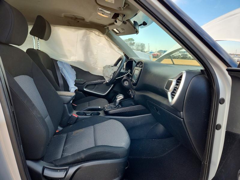 Photo 7 from auction – 2020 KIA SOUL with VIN KNDJ23AU5L7001500