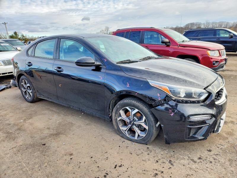 Photo 4 from auction – 2019 KIA FORTE FE with VIN 3KPF24AD5KE044857
