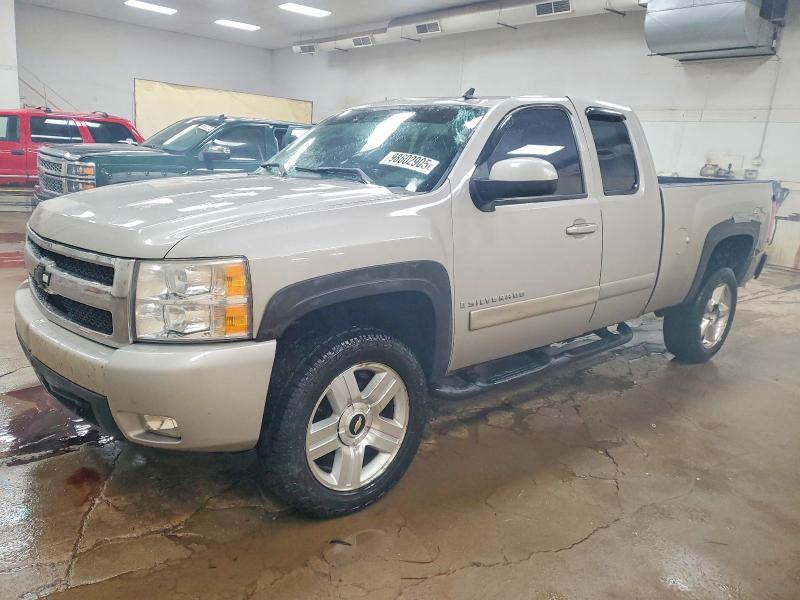 CHEVROLET SILVERADO 2007 with VIN 1GCEK19J77Z632498 - Photo from auction