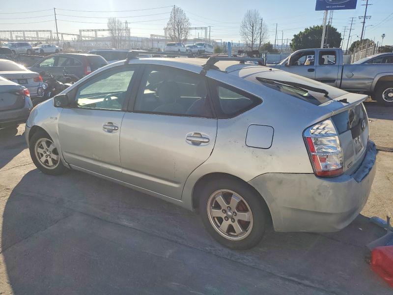 Photo 2 from auction – 2006 TOYOTA PRIUS with VIN JTDKB20U067078375