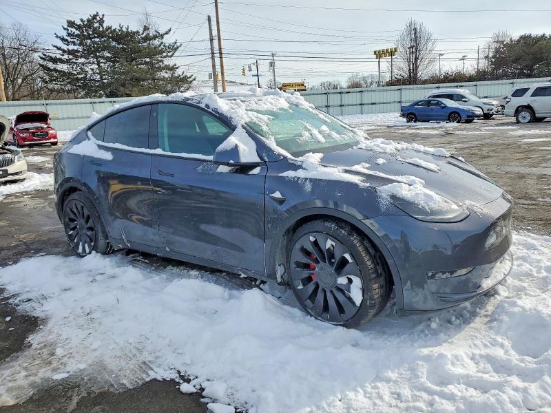 Photo 4 from auction – 2021 TESLA MODEL Y with VIN 5YJYGDEF3MF258295