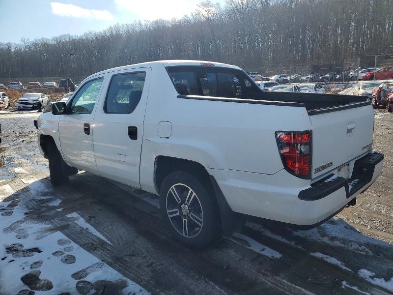 Photo 2 from auction – 2013 HONDA RIDGELINE with VIN 5FPYK1F72DB017775