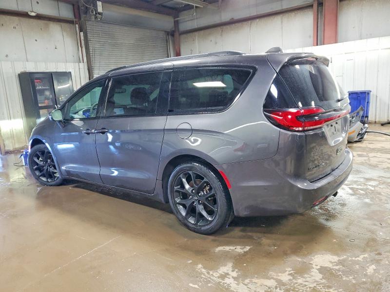 Photo 2 from auction – 2022 CHRYSLER PACIFICA L with VIN 2C4RC1GGXNR147740