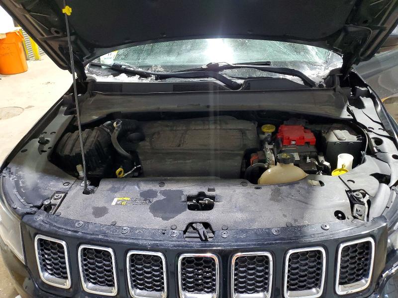 Photo 12 from auction – 2019 JEEP COMPASS with VIN 3C4NJDBBXKT703443