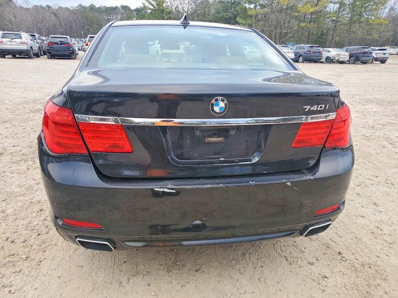 Photo 6 from auction – 2012 BMW 740 with VIN WBAKA4C51CC613684