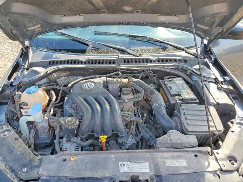 Photo 11 from auction – 2014 VOLKSWAGEN JETTA with VIN 3VW2K7AJ6EM363598