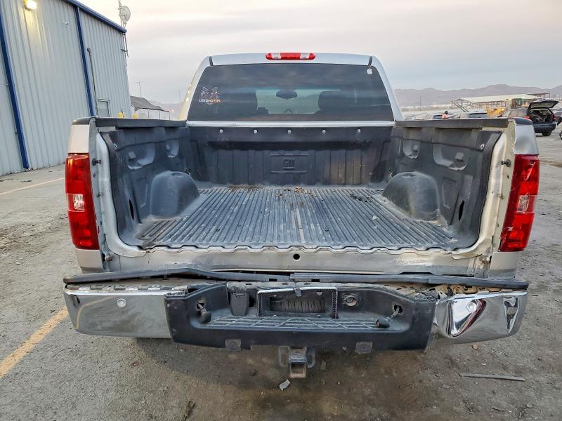 Photo 6 from auction – 2011 CHEVROLET SILVERADO with VIN 3GCPKSE38BG380887