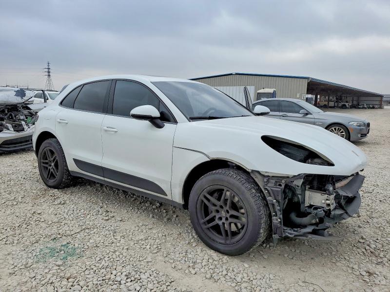 Photo 4 from auction – 2019 PORSCHE MACAN with VIN WP1AA2A57KLB08932