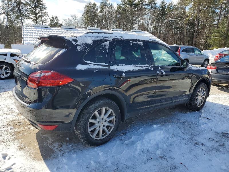 Photo 3 from auction – 2012 PORSCHE CAYENNE with VIN WP1AA2A29CLA04157