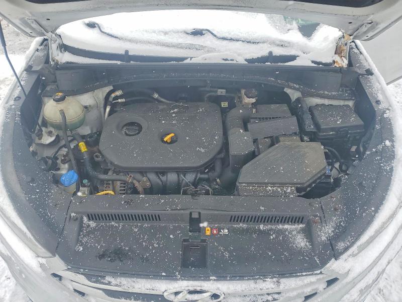 Photo 12 from auction – 2018 HYUNDAI TUCSON SE with VIN KM8J2CA40JU759349