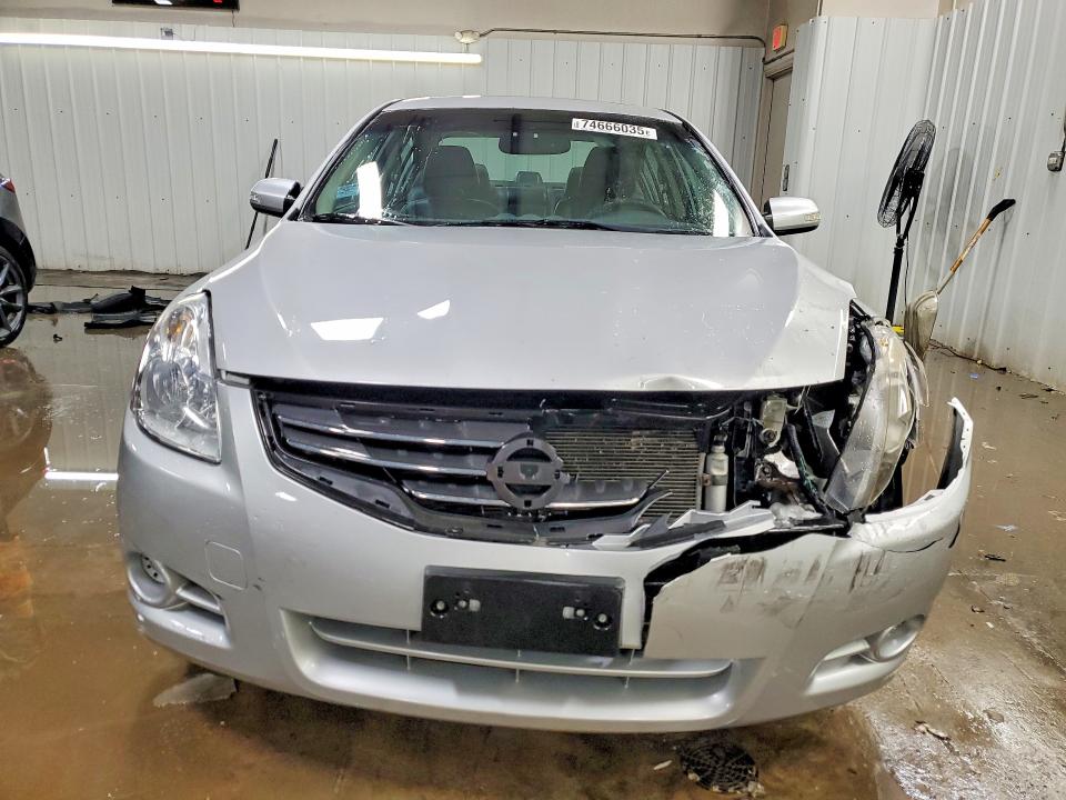 Photo 5 from auction – 2011 NISSAN ALTIMA with VIN 1N4AL2AP8BN514418