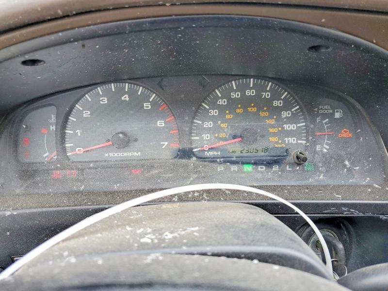 Photo 9 from auction – 2000 TOYOTA 4RUNNER with VIN JT3GN86R4Y0164923