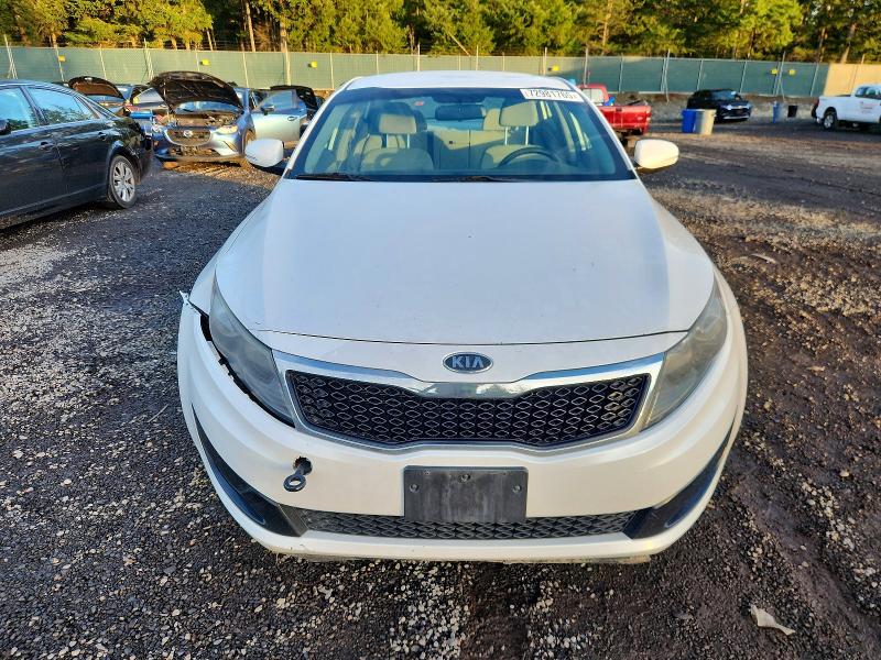 Photo 5 from auction – 2011 KIA OPTIMA LX with VIN KNAGM4A75B5054113