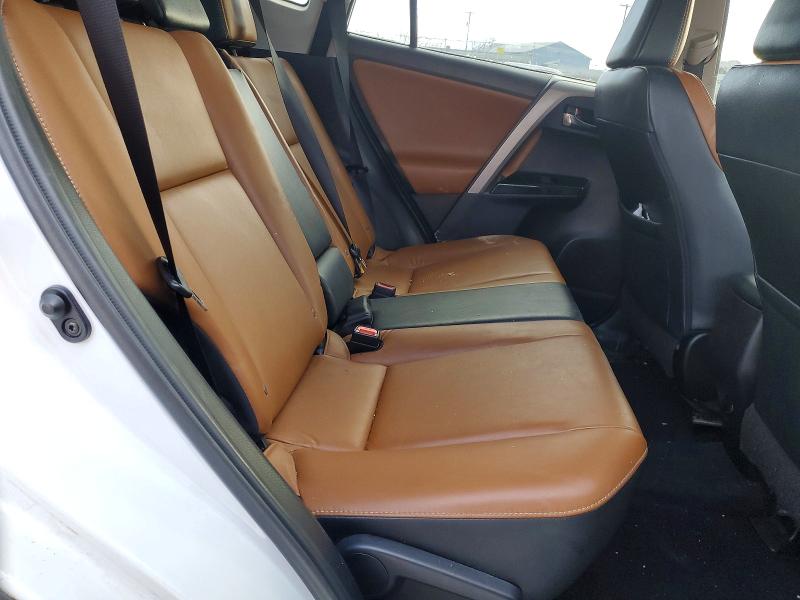 Photo 11 from auction – 2017 TOYOTA RAV4 LIMIT with VIN 2T3DFREV0HW561394
