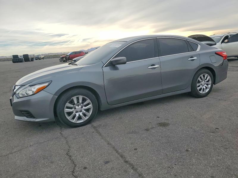 NISSAN ALTIMA 2.5 2017 with VIN 1N4AL3AP4HN366511 - Photo from auction