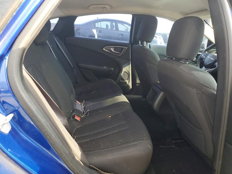 Photo 10 from auction – 2016 CHRYSLER 200 with VIN 1C3CCCAB6GN117721