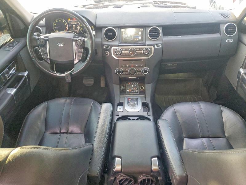 Photo 8 from auction – 2016 LAND ROVER LR4 with VIN SALAG2V69GA836492