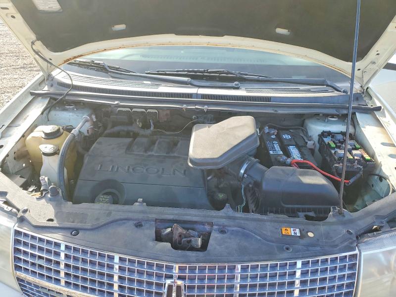 Photo 12 from auction – 2008 LINCOLN MKX with VIN 2LMDU88C38BJ26334