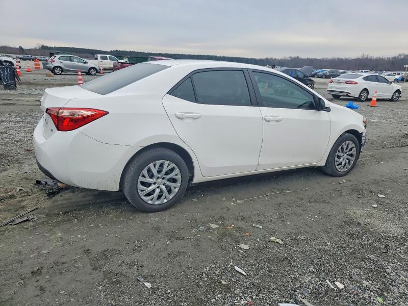 Photo 3 from auction – 2019 TOYOTA COROLLA L with VIN 2T1BURHE3KC180892