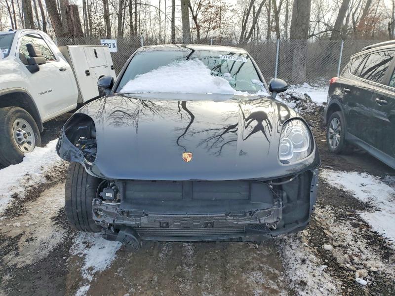 Photo 5 from auction – 2017 PORSCHE MACAN with VIN WP1AA2A50HLB09316