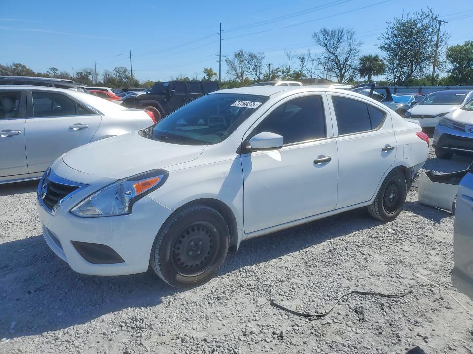 NISSAN VERSA 2016 with VIN 3N1CN7APXGL860328 - Photo from auction