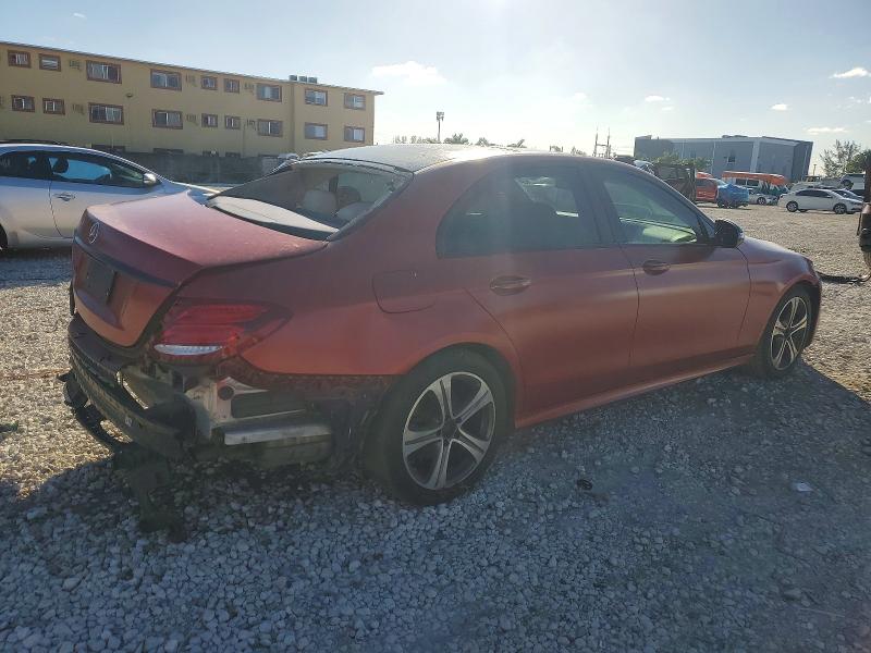 Photo 3 from auction – 2018 MERCEDES-BENZ E with VIN WDDZF4JB7JA317496