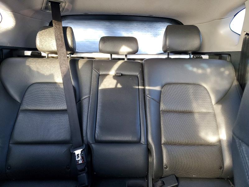 Photo 10 from auction – 2016 HYUNDAI TUCSON LIM with VIN KM8J33A24GU034292