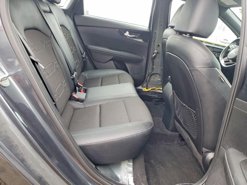 Photo 10 from auction – 2023 KIA FORTE GT L with VIN 3KPF54AD4PE569116