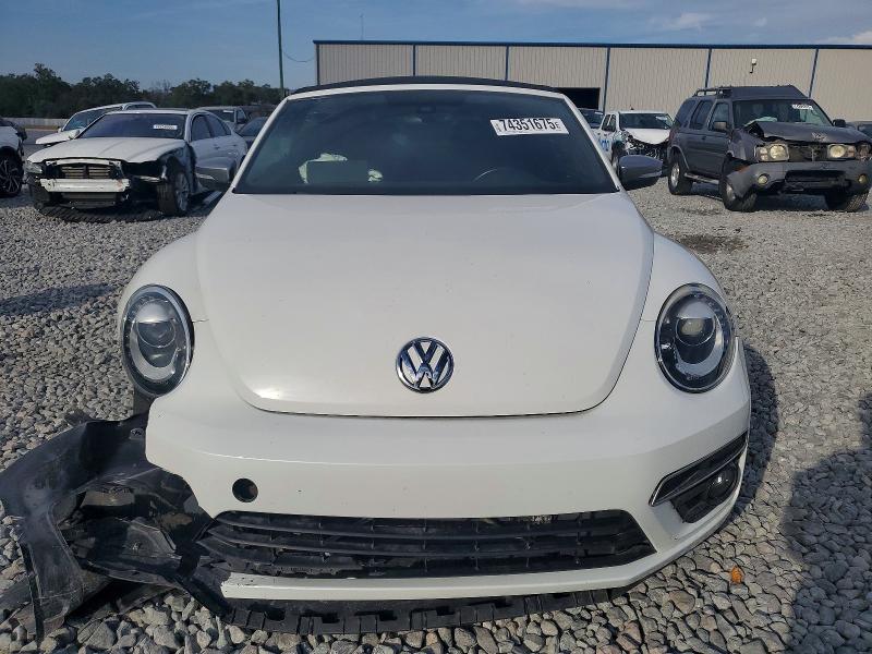 Photo 5 from auction – 2014 VOLKSWAGEN BEETLE with VIN 3VW517AT9EM815254