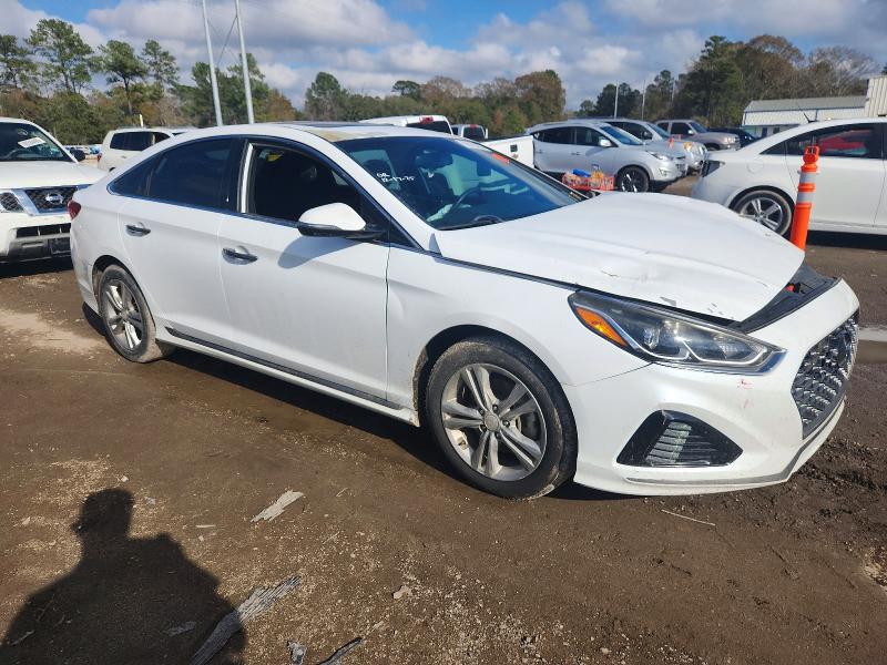Photo 4 from auction – 2018 HYUNDAI SONATA with VIN 5NPE34AF2JH689387