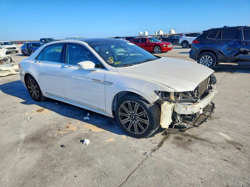 Photo 4 from auction – 2017 LINCOLN CONTINENTAL with VIN 1LN6L9RP1H5608366