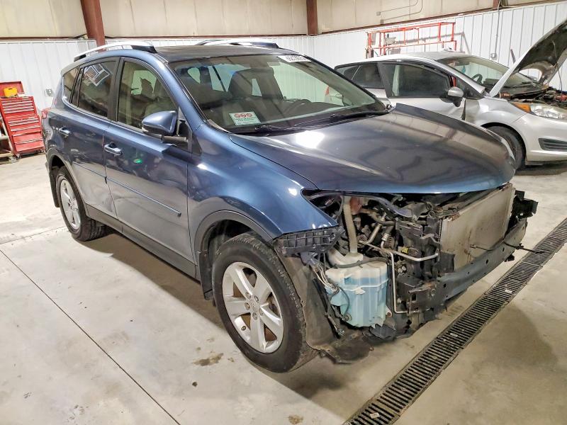 Photo 4 from auction – 2013 TOYOTA RAV4 XLE with VIN JTMRFREV4DD040045