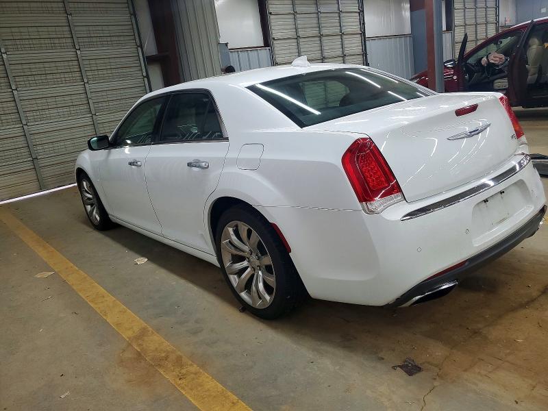 Photo 2 from auction – 2017 CHRYSLER 300C with VIN 2C3CCAEG9HH579761