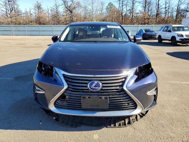Photo 5 from auction – 2018 LEXUS ES 300H with VIN JTHBW1GG7J2188942