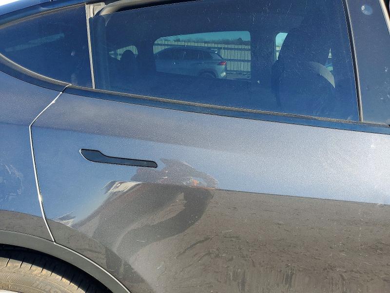 Photo 10 from auction – 2022 TESLA MODEL Y with VIN 7SAYGDEE8NA008527