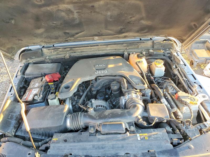 Photo 11 from auction – 2020 JEEP GLADIATOR with VIN 1C6HJTAG5LL212318