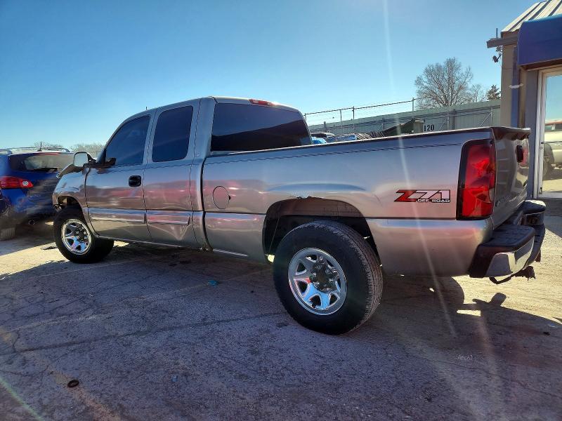 Photo 2 from auction – 2003 CHEVROLET SILVERADO with VIN 2GCEK19TX31134543