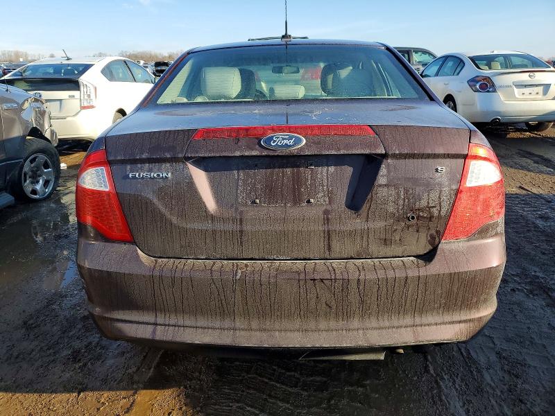 Photo 6 from auction – 2011 FORD FUSION S with VIN 3FAHP0GA7BR218779