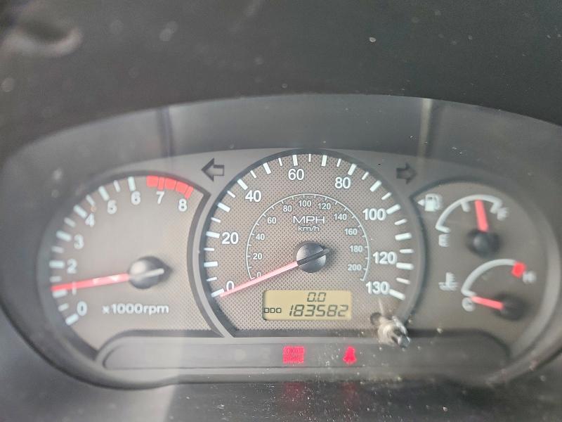 Photo 9 from auction – 2003 HYUNDAI ACCENT GL with VIN KMHCG35C63U277774