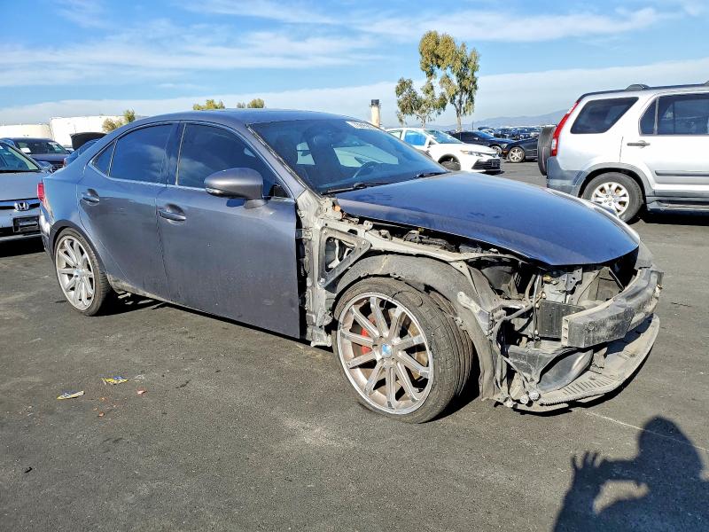 Photo 4 from auction – 2016 LEXUS IS 200T with VIN JTHBA1D27G5016764
