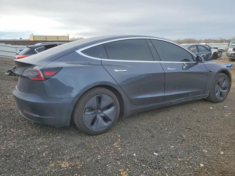 Photo 3 from auction – 2018 TESLA MODEL 3 with VIN 5YJ3E1EA8JF058690