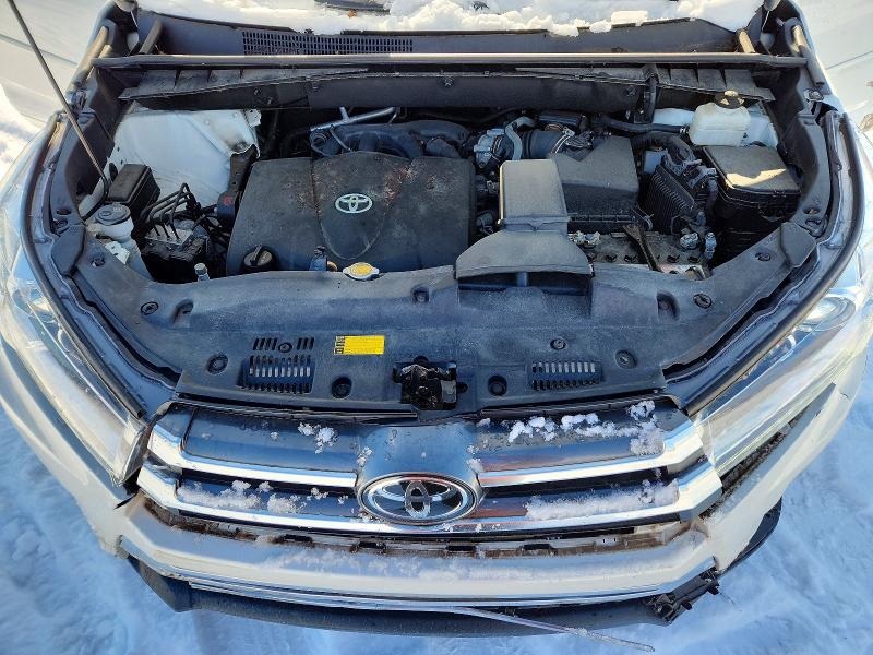 Photo 12 from auction – 2017 TOYOTA HIGHLANDER with VIN 5TDDZRFH4HS385368