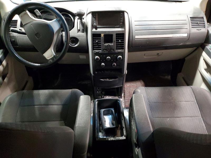 Photo 8 from auction – 2010 DODGE GRAND CARA with VIN 2D4RN4DE5AR471397