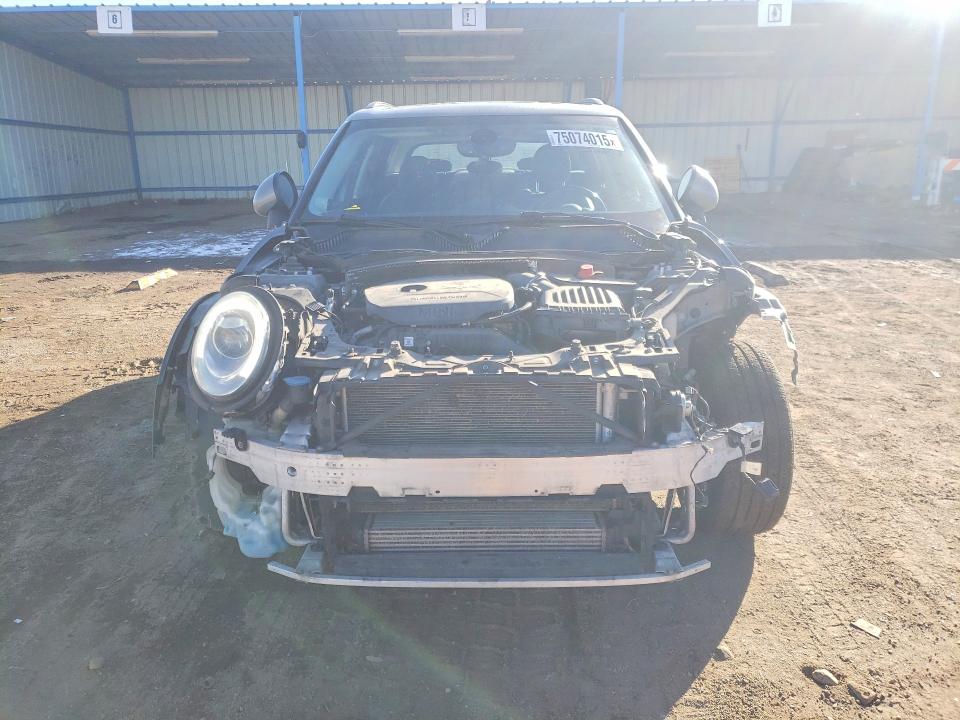 Photo 5 from auction – 2016 MINI COOPER CLU with VIN WMWLN5C58G2E30408